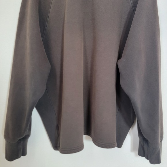 Vuori Brown Sweatshirt - Picture 2 of 12